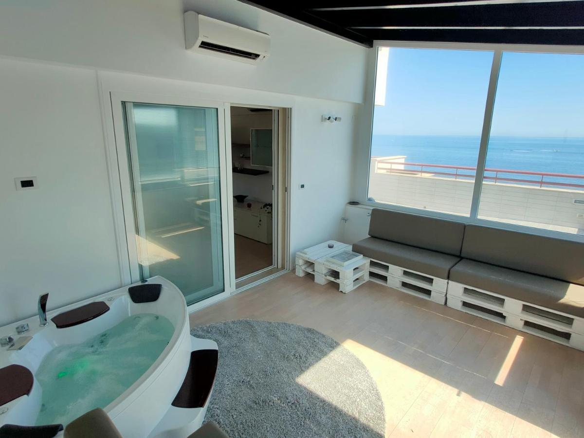 Seafront Suites บารี ภายนอก รูปภาพ